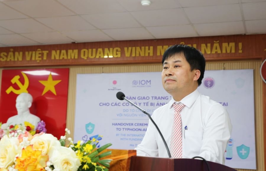 Giám đốc Trung tâm Kiểm soát bệnh tật Hà Tĩnh Nguyễn Chí Thanh báo cáo hoạt động với đoàn công tác Giám đốc Trung tâm Kiểm soát bệnh tật Hà Tĩnh Nguyễn Chí Thanh báo cáo hoạt động với đoàn công tác