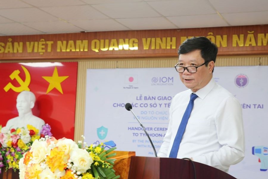 Giám đốc Sở Y tế Hà Tĩnh Nguyễn Minh Đức phát biểu tại buổi lễ Giám đốc Sở Y tế Hà Tĩnh Nguyễn Minh Đức phát biểu tại buổi lễ