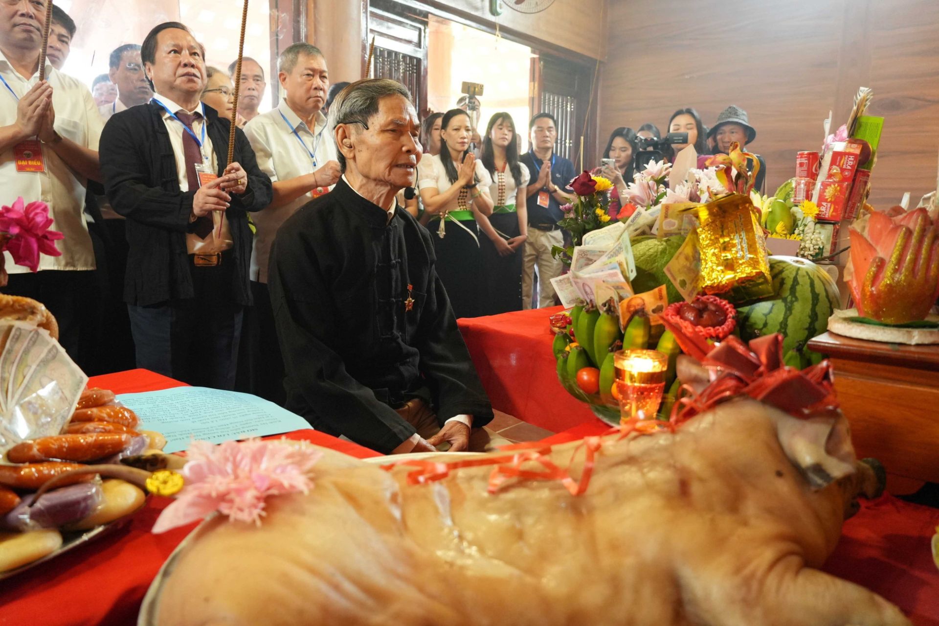 Nghi lễ cúng “Nàng Han”. Nghi lễ cúng “Nàng Han”.