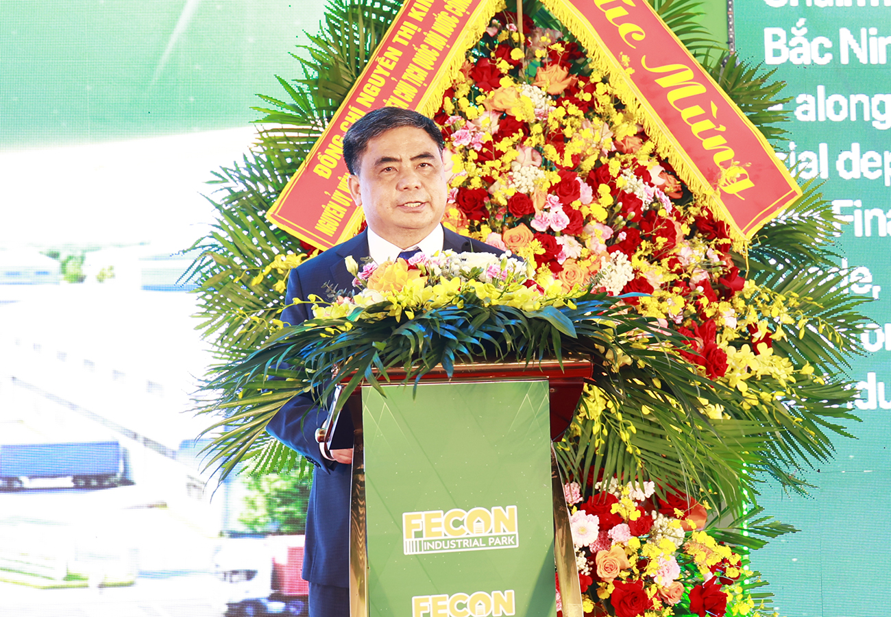 &Ocirc;ng Mu&ocirc;n Văn Chiến, Tổng Gi&aacute;m đốc FECON Invest, đại diện Tập đo&agrave;n FECON ph&aacute;t biểu tại lễ khởi c&ocirc;ng.