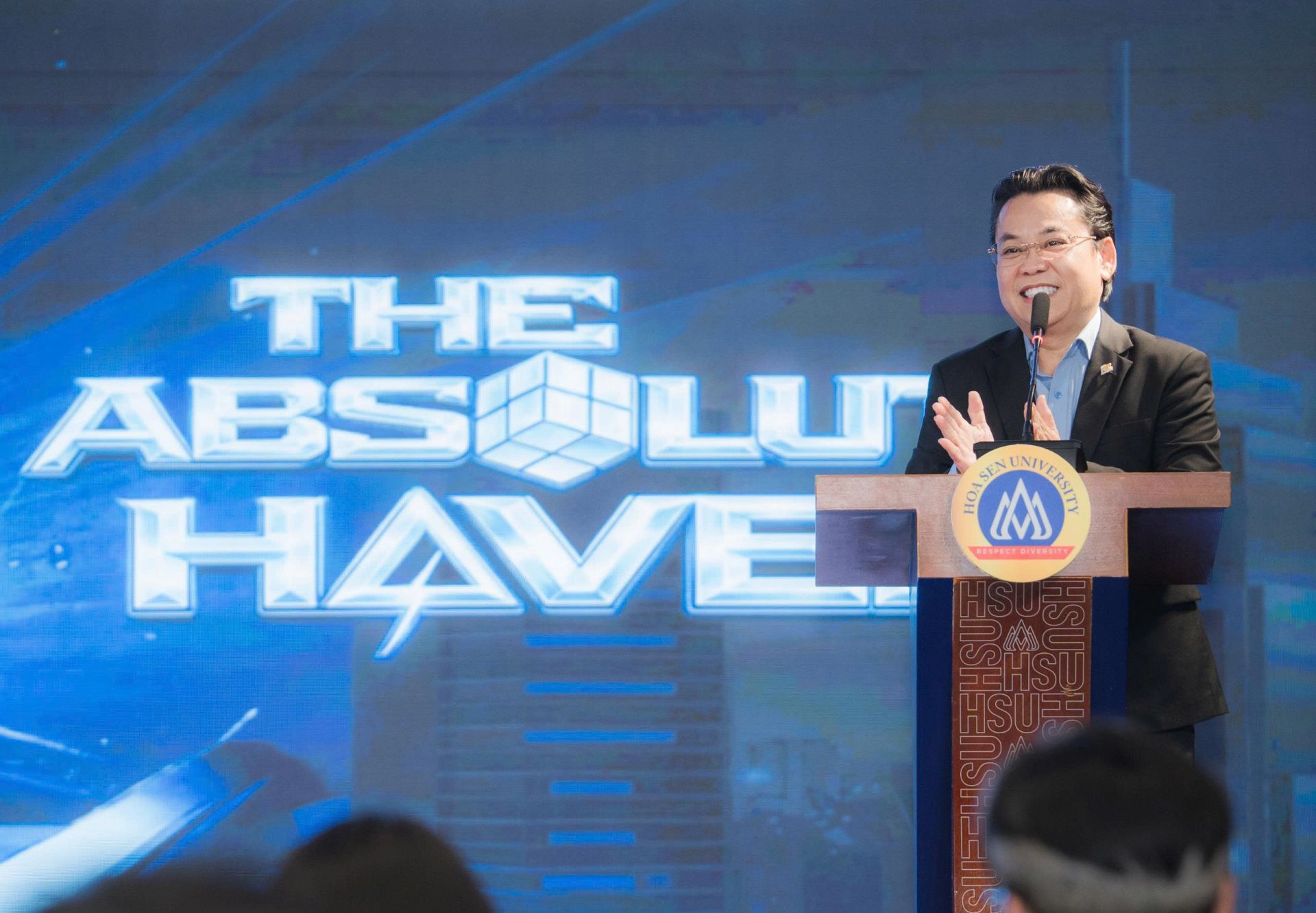 PGS.TS. Nguyễn Hữu Huy Nhựt - Hiệu trưởng Nh&agrave; trường ph&aacute;t biểu khai mạc.