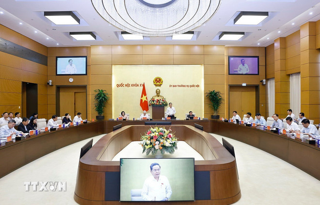 Chủ tịch Quốc hội Trần Thanh Mẫn chủ trì Hội nghị Ban Thường vụ Đảng uỷ Quốc hội với lãnh đạo Tổ đảng Đoàn đại biểu Quốc hội các tỉnh, thành phố trực thuộc Trung ương trước Kỳ họp thứ Nhất, Quốc hội khóa XVI. (Ảnh: Doãn Tấn/TTXVN) Chủ tịch Quốc hội Trần Thanh Mẫn chủ trì Hội nghị Ban Thường vụ Đảng uỷ Quốc hội với lãnh đạo Tổ đảng Đoàn đại biểu Quốc hội các tỉnh, thành phố trực thuộc Trung ương trước Kỳ họp thứ Nhất, Quốc hội khóa XVI. (Ảnh: Doãn Tấn/TTXVN)