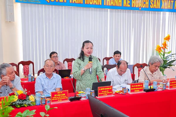 Các ủy viên Hội đồng phát biểu Các ủy viên Hội đồng phát biểu