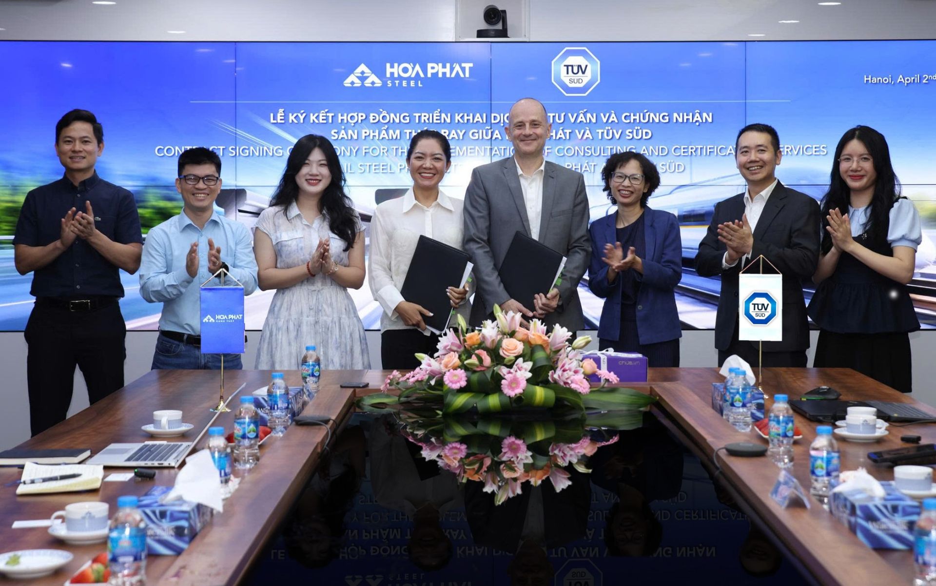 Tập đoàn Hòa Phát ký kết hợp đồng với TÜV SÜD Rail GmbH