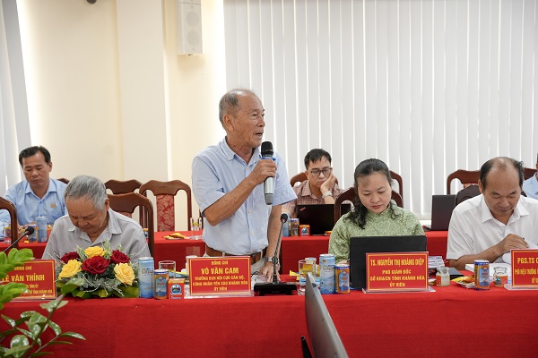 Các ủy viên Hội đồng phát biểu Các ủy viên Hội đồng phát biểu