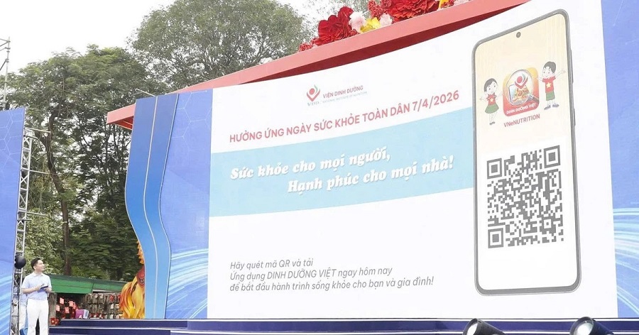 Giới thiệu Ứng dụng Dinh dưỡng Việt tại mít- tinh phát động Ngày Sức khỏe toàn dân. Giới thiệu Ứng dụng Dinh dưỡng Việt tại mít- tinh phát động Ngày Sức khỏe toàn dân.