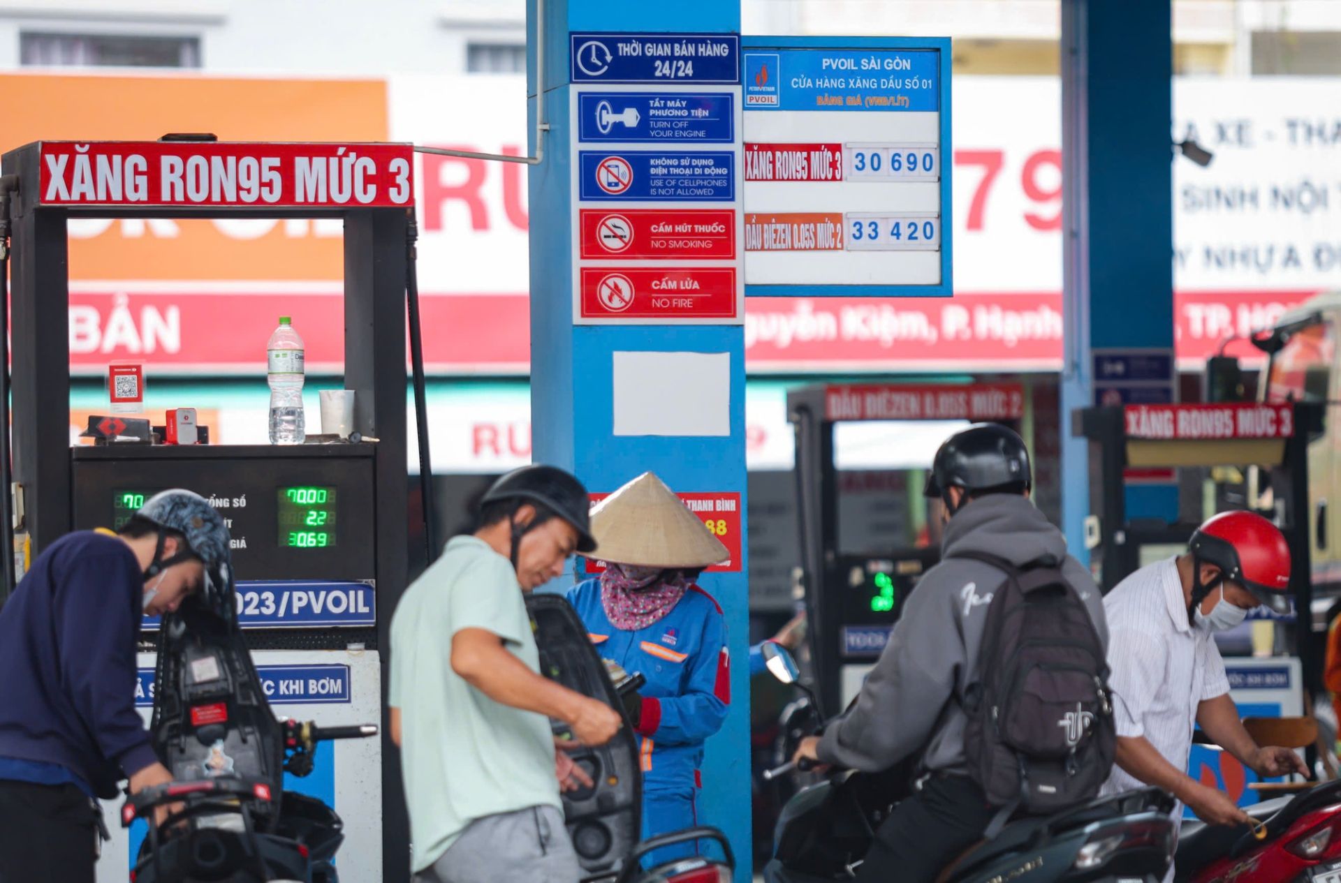 Gi&aacute; xăng, dầu tăng đ&atilde; đẩy CPI th&aacute;ng 3/2026 tăng.