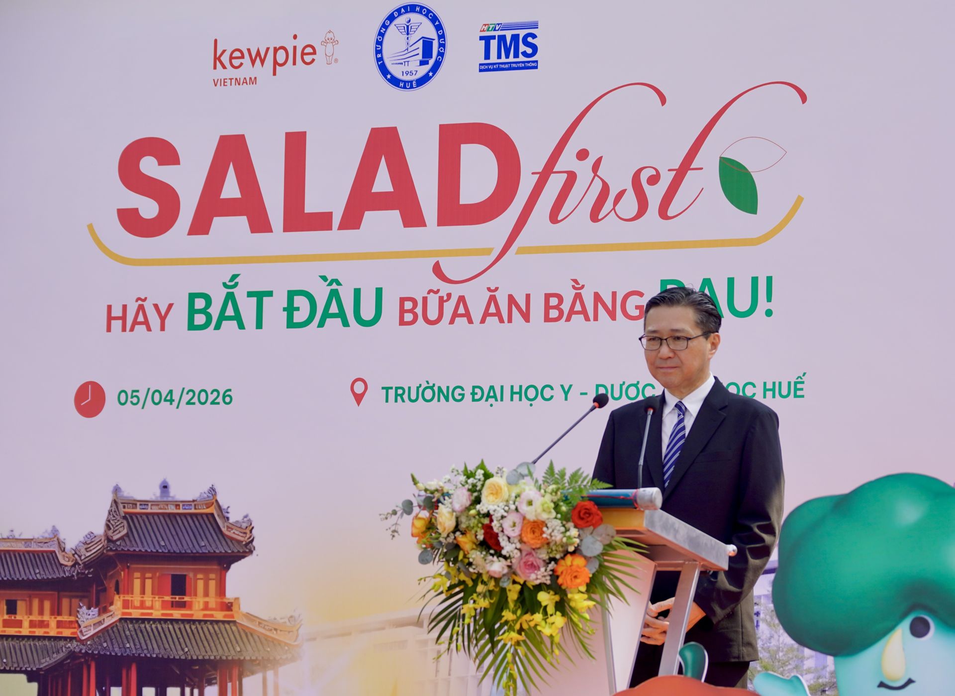 Ng&agrave;i Tổng L&atilde;nh sự Nhật ph&aacute;t biểu tại sự kiện