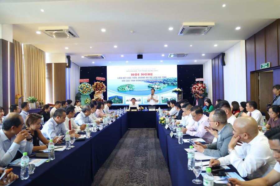 To&agrave;n cảnh hội nghị