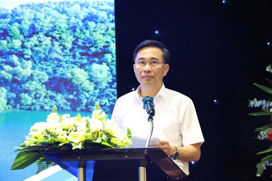 Gi&aacute;m đốc Sở Văn h&oacute;a, Thể thao v&agrave; Du lịch H&agrave; Tĩnh Nguyễn Viết Trường ph&aacute;t biểu tại hội nghị