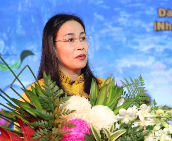 Phó Chủ tịch UBND TP Đà Nẵng Nguyễn Thị Anh Thi phát biểu khai mạc lễ hội. Phó Chủ tịch UBND TP Đà Nẵng Nguyễn Thị Anh Thi phát biểu khai mạc lễ hội.