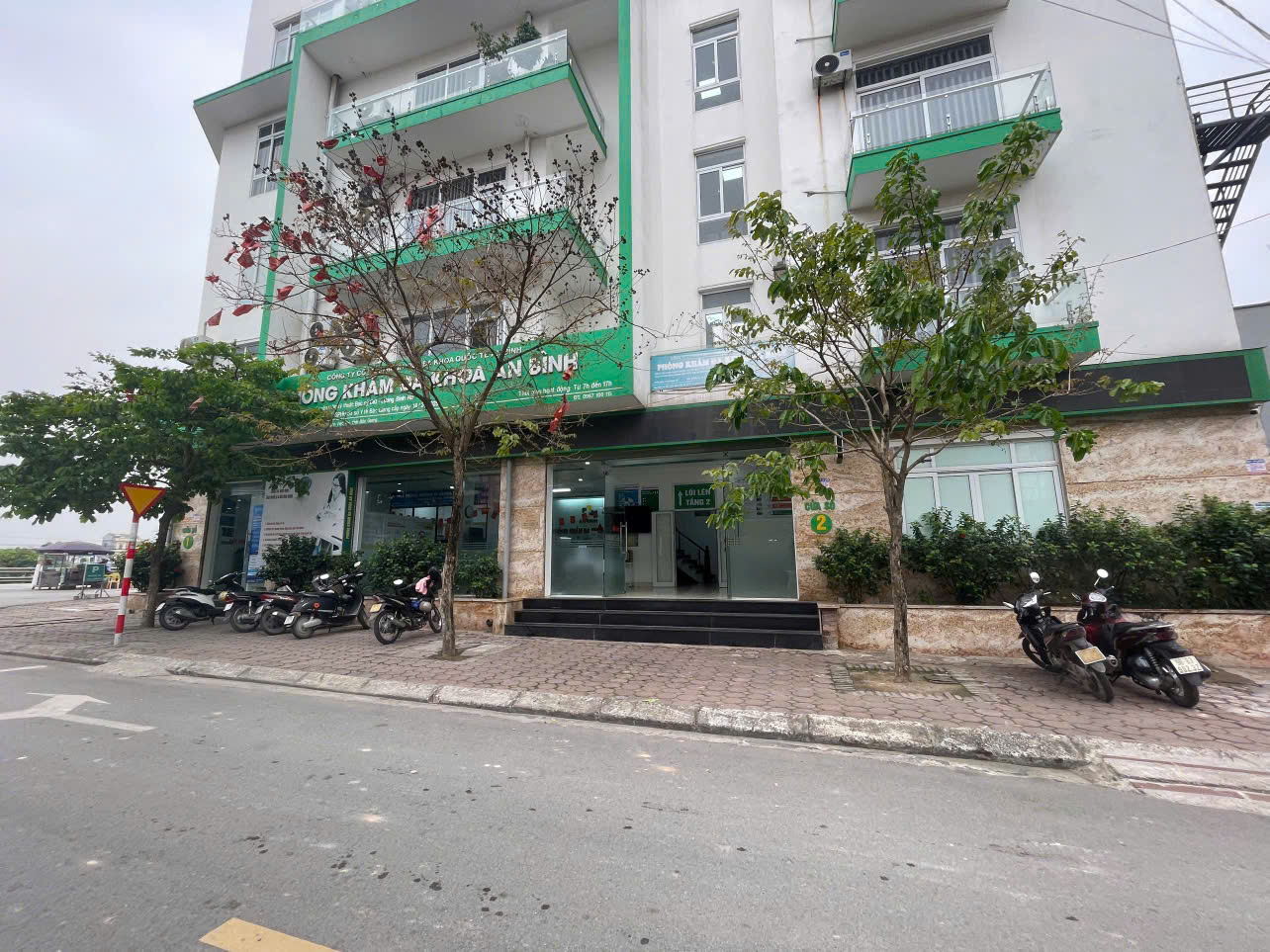 Bắc Ninh: Khởi tố giám đốc, bác sĩ, nhân viên phòng khám làm giả tài liệu trong lĩnh vực y tế