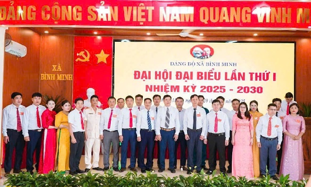 Xã Bình Minh hiện có diện tích tự nhiên 91,08 km2, dân số 37.031 người, có 42 xóm. Đảng bộ xã có 63 chi bộ trực thuộc, 1.009 Đảng viên. Xã Bình Minh hiện có diện tích tự nhiên 91,08 km2, dân số 37.031 người, có 42 xóm. Đảng bộ xã có 63 chi bộ trực thuộc, 1.009 Đảng viên.