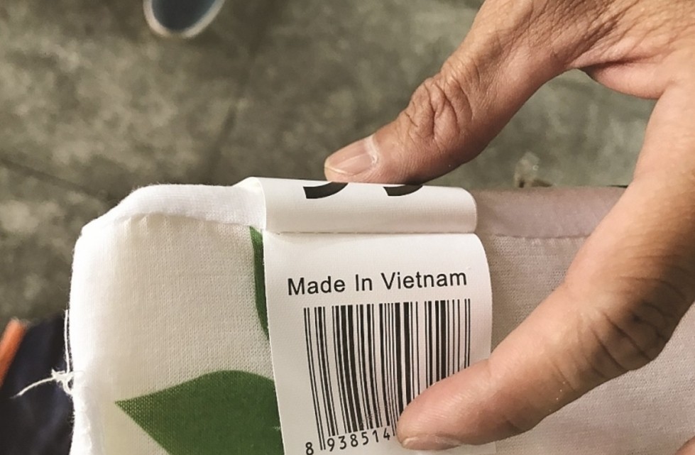 Bộ Tài chính đề xuất luật hóa khái niệm "giả mạo xuất xứ Việt Nam" để ngăn chặn gian lận thương mại