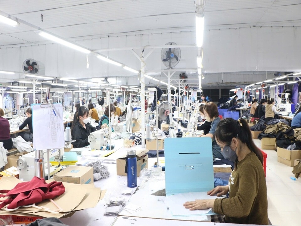 Doanh nghiệp trên địa bàn Hà Tĩnh chủ động điều chỉnh kế hoạch sản xuất, tham gia chương trình điều chỉnh phụ tải điện (DR). Doanh nghiệp trên địa bàn Hà Tĩnh chủ động điều chỉnh kế hoạch sản xuất, tham gia chương trình điều chỉnh phụ tải điện (DR).