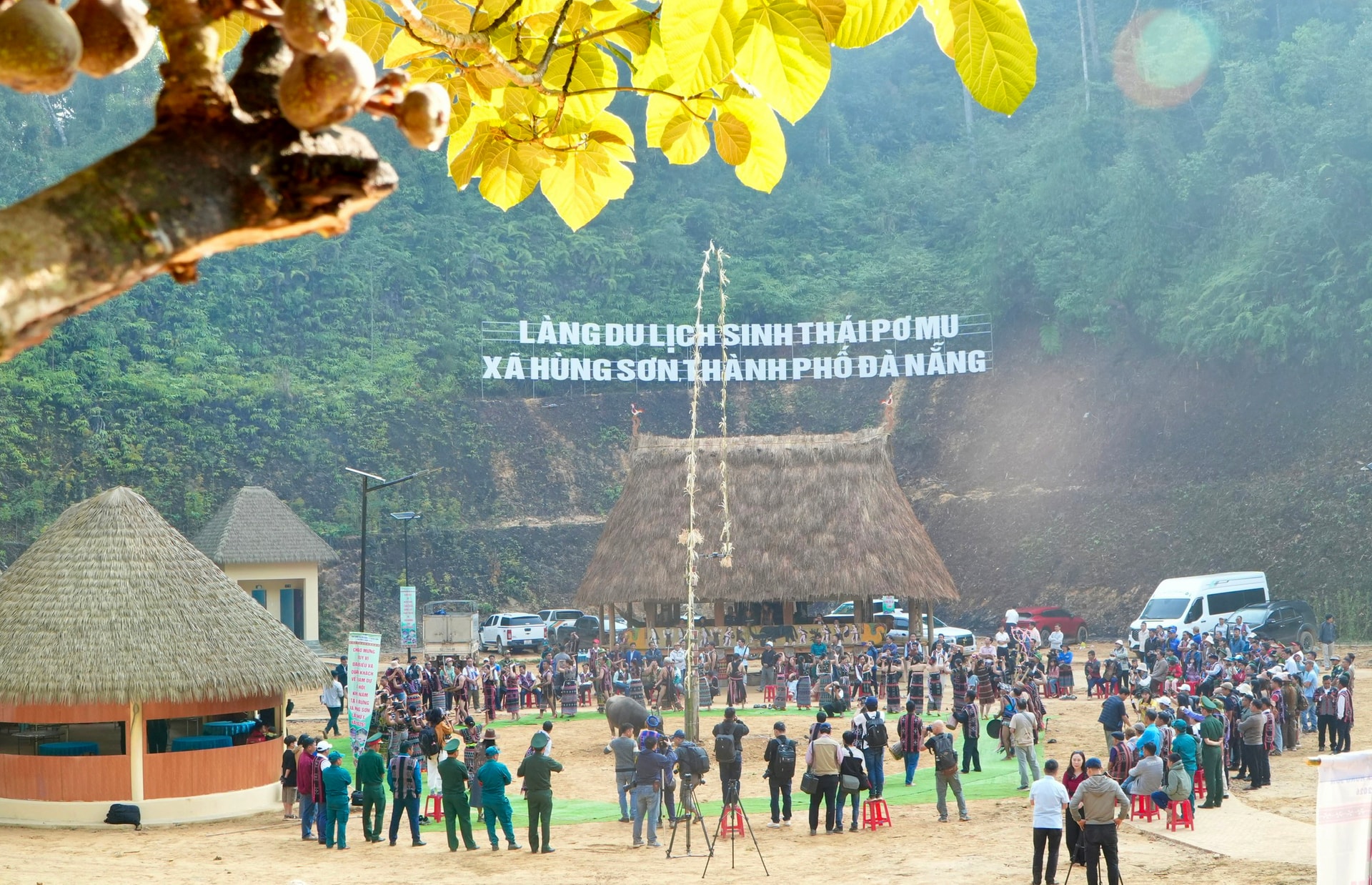 Đà Nẵng: Đặc sắc Lễ hội tạ ơn rừng của người Cơ Tu