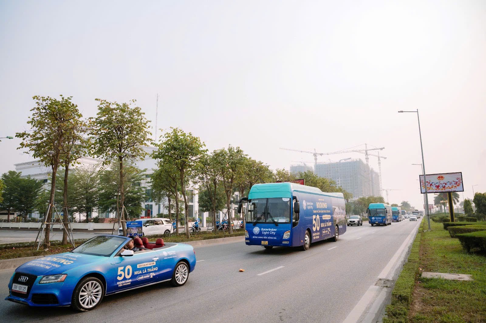 Đoàn roadshow dự án Eurowindow Light City “phủ xanh” các tuyến đường thủ phủ tỉnh Thanh Hóa Đoàn roadshow dự án Eurowindow Light City “phủ xanh” các tuyến đường thủ phủ tỉnh Thanh Hóa