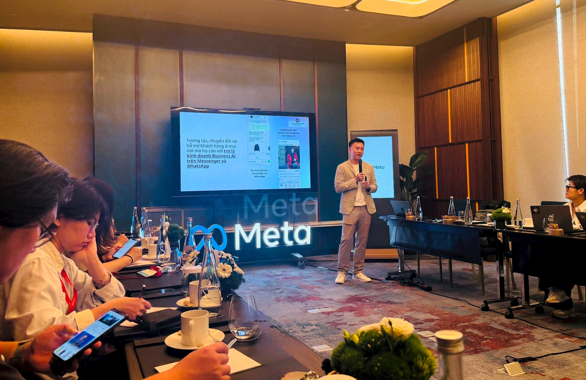 Meta ra mắt bộ công cụ kinh doanh tích hợp AI mới tại Việt Nam