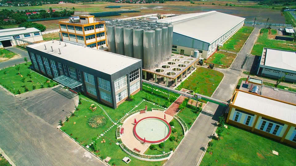 Nh&agrave; m&aacute;y Bia S&agrave;i G&ograve;n &ndash; Kh&aacute;nh H&ograve;a (Ảnh: C&ocirc;ng Ty Cổ Phần Bia S&agrave;i G&ograve;n - Kh&aacute;nh H&ograve;a)