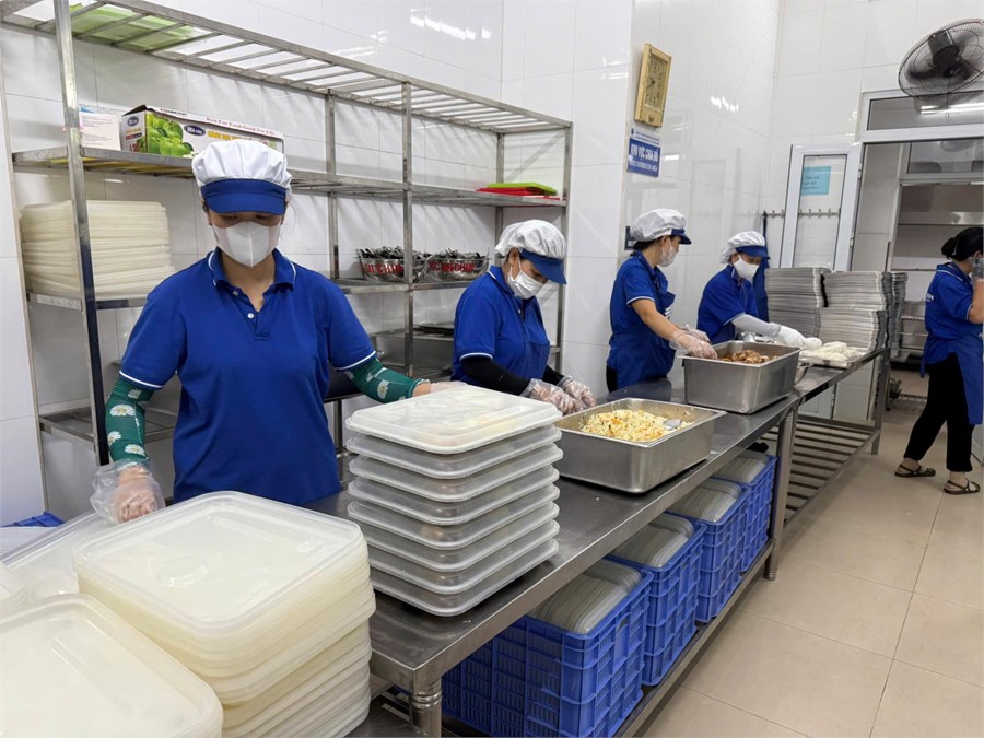 Hải Phòng: Đảm bảo an toàn thực phẩm, siết quản lý bữa ăn bán trú
