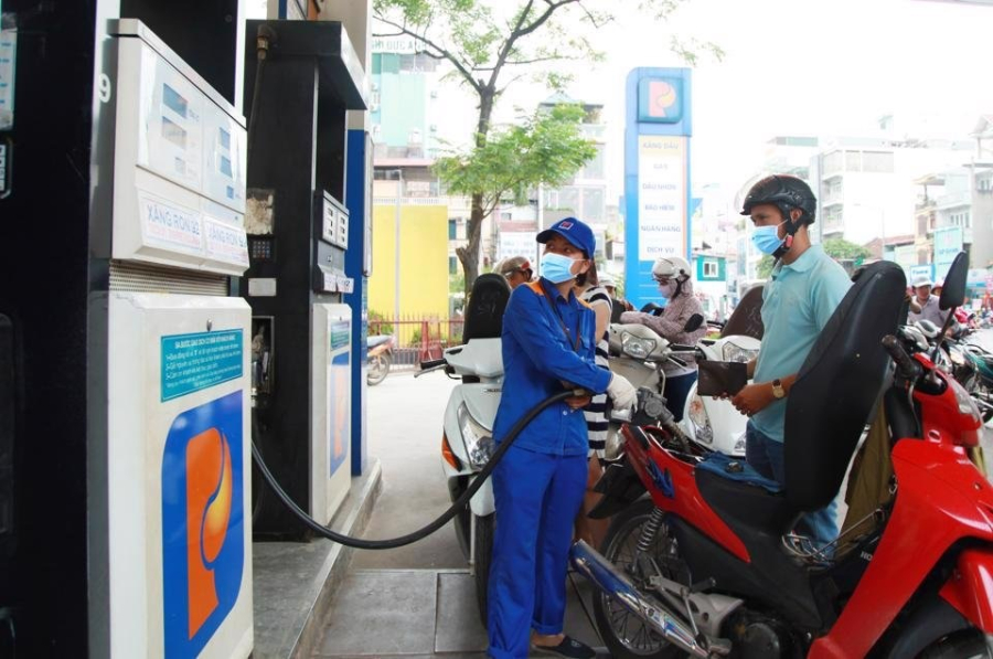 Đề xuất kéo dài thuế nhập khẩu xăng dầu 0% đến hết 30/6 để ổn định nguồn cung