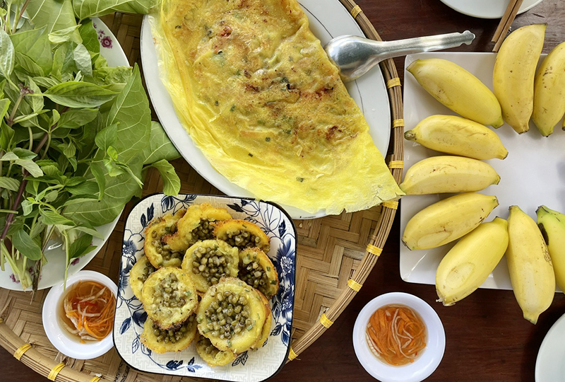 B&aacute;nh x&egrave;o, b&aacute;nh khọt Lung Tr&agrave;m m&oacute;n ăn d&acirc;n d&atilde; m&agrave; ngon