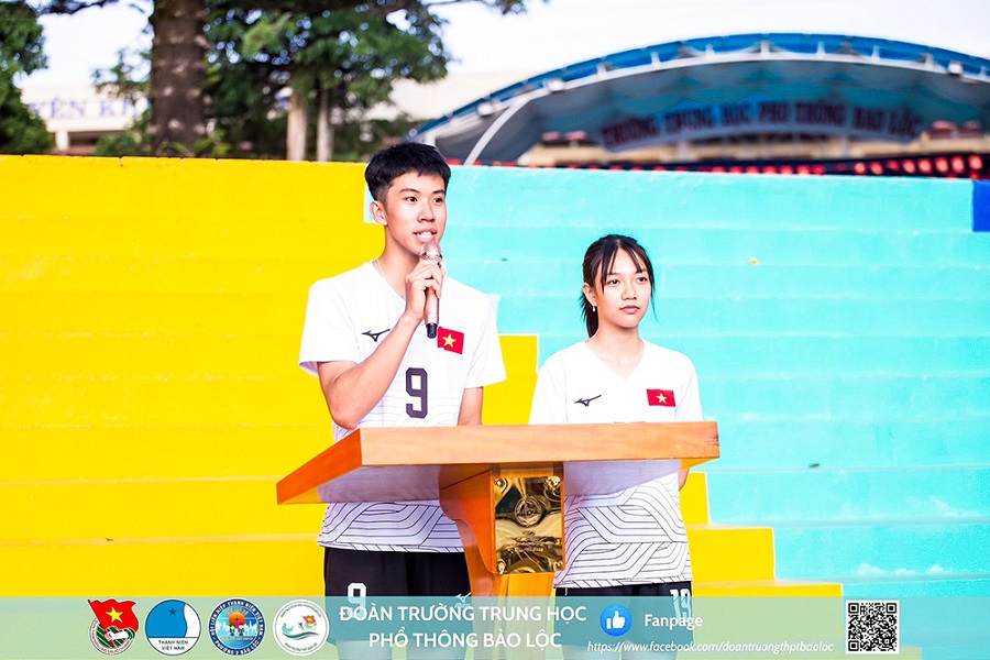 Đại diện Ban Chủ nhiệm CLB ph&aacute;t biểu hạ quyết t&acirc;m x&acirc;y dựng 