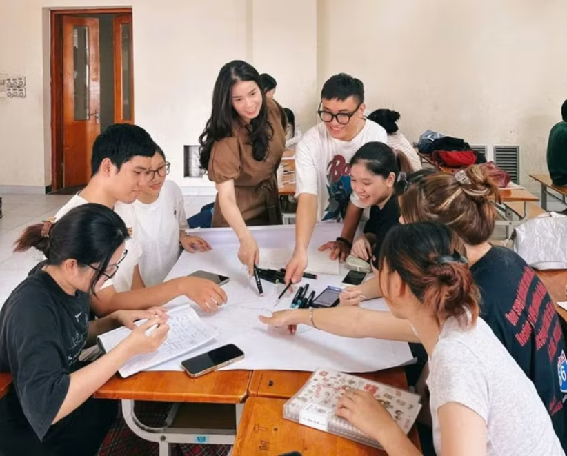 HAU đào tạo ngành Kinh tế phát triển và Kinh tế đầu tư gắn với chuyển đổi số