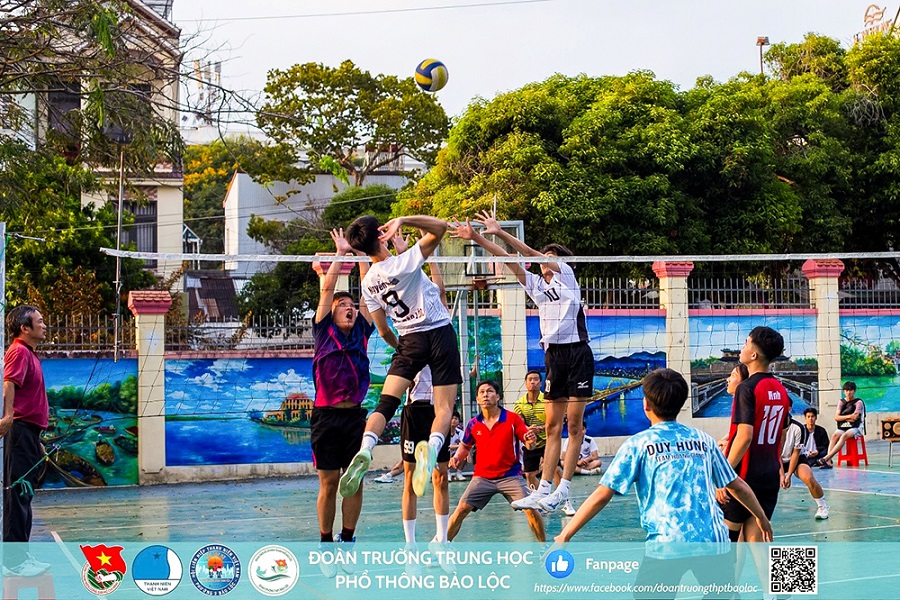 Với sự khởi đầu đầy hứng khởi, CLB B&oacute;ng chuyền THPT Bảo Lộc được kỳ vọng sẽ ph&aacute;t triển bền vững, g&oacute;p phần lan tỏa tinh thần thể thao học đường.