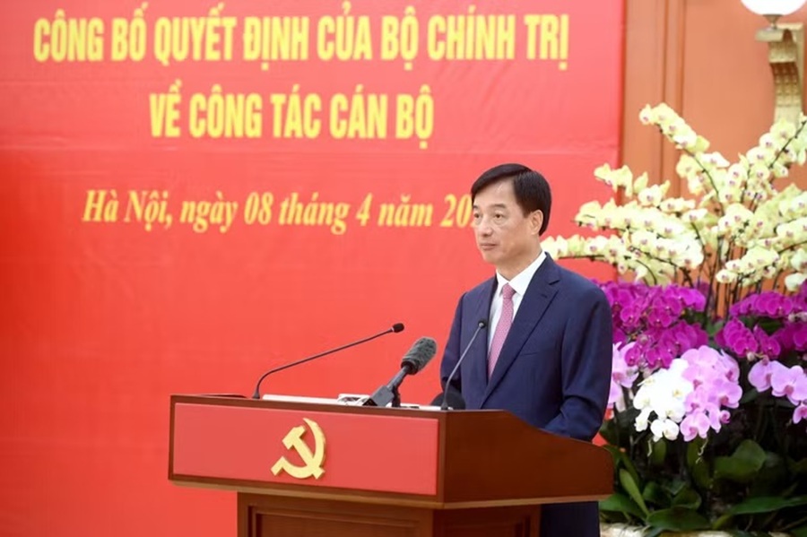 Đồng chí Nguyễn Duy Ngọc, Ủy viên Bộ Chính trị, Bí thư Trung ương Đảng, Trưởng ban Tổ chức Trung ương phát biểu tại hội nghị. Đồng chí Nguyễn Duy Ngọc, Ủy viên Bộ Chính trị, Bí thư Trung ương Đảng, Trưởng ban Tổ chức Trung ương phát biểu tại hội nghị.