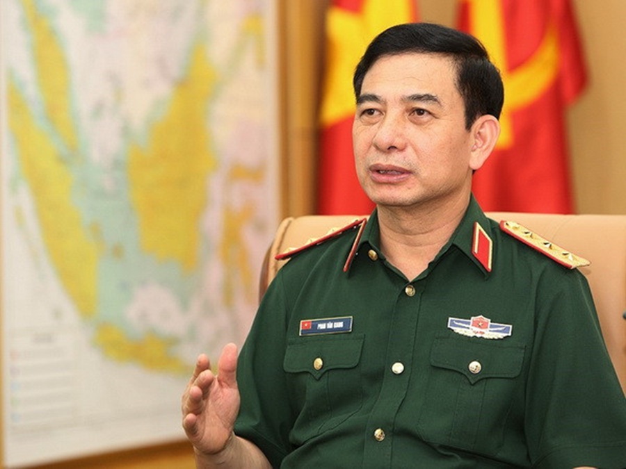 Ph&oacute; Thủ tướng ki&ecirc;m Bộ trưởng Bộ Quốc ph&ograve;ng Phan Văn Giang.