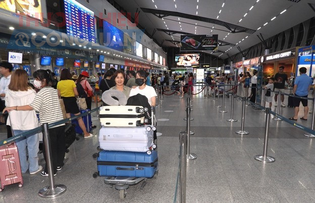 Sân bay quốc tế Đà Nẵng: Lần đầu tiên mở lối đi riêng cho khách dùng VNeID