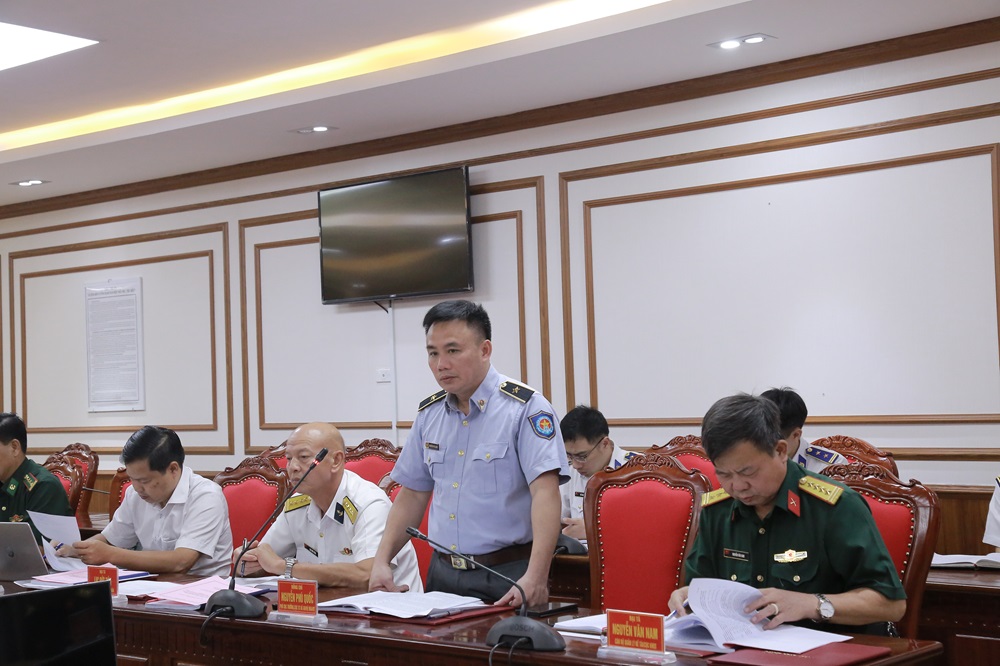 C&aacute;c đại biểu thảo luận, đ&oacute;ng g&oacute;p &yacute; kiến tại Hội thảo.