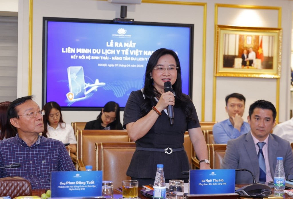Tổng Gi&aacute;m đốc SHB Ng&ocirc; Thu H&agrave; nhấn mạnh, việc SHB đồng h&agrave;nh c&ugrave;ng Li&ecirc;n minh kh&ocirc;ng chỉ dừng lại ở cung cấp c&aacute;c giải ph&aacute;p t&agrave;i ch&iacute;nh, m&agrave; c&ograve;n hướng tới kiến tạo một hệ sinh th&aacute;i du lịch y tế hiện đại, th&ocirc;ng minh v&agrave; bền vững
