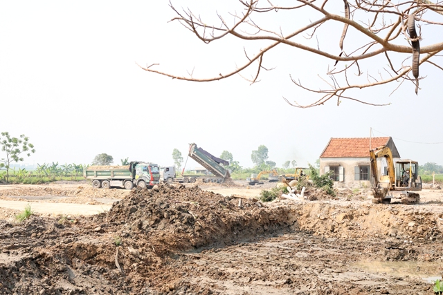 Khu t&aacute;i định cư tại x&atilde; Quỳnh Lưu hiện đang khẩn trương ho&agrave;n th&agrave;nh c&ocirc;ng t&aacute;c giải ph&oacute;ng mặt bằng.