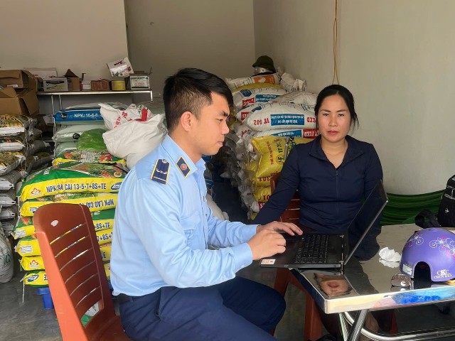 Nghệ An: Xử lý vi phạm đăng ký kinh doanh tại cơ sở kinh doanh vật tư nông nghiệp