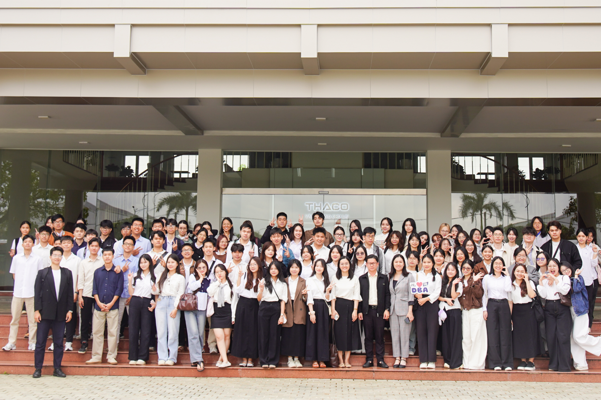 Đo&agrave;n sinh vi&ecirc;n Trường Đại học Kinh tế - Đại học Đ&agrave; Nẵng