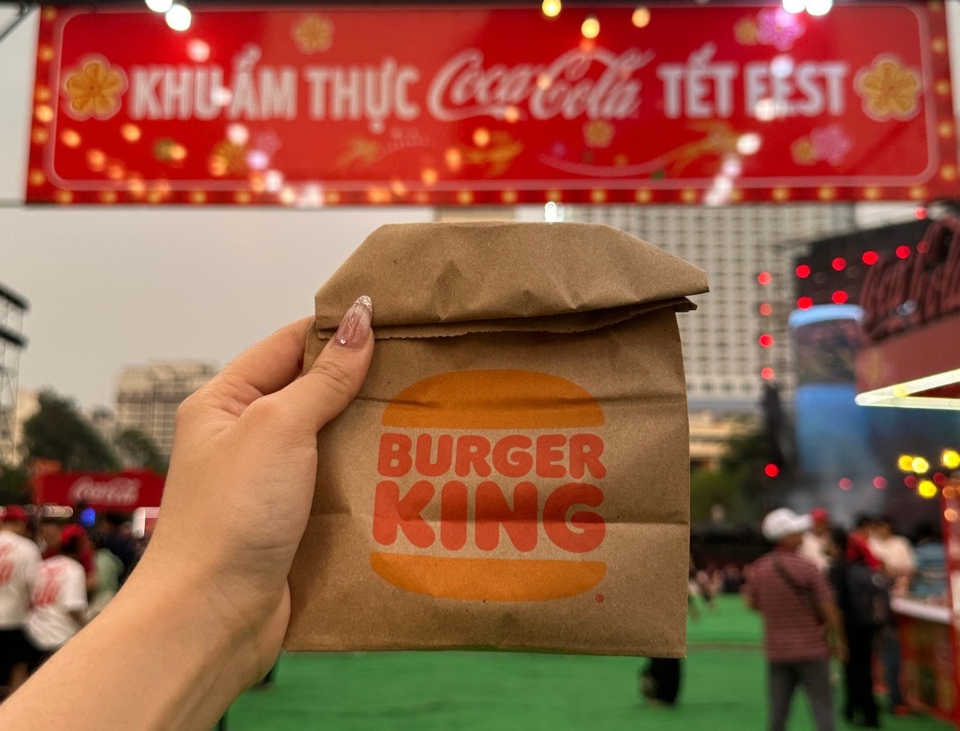 Cửa h&agrave;ng Burger King tại H&agrave; Nội ngừng hoạt động.