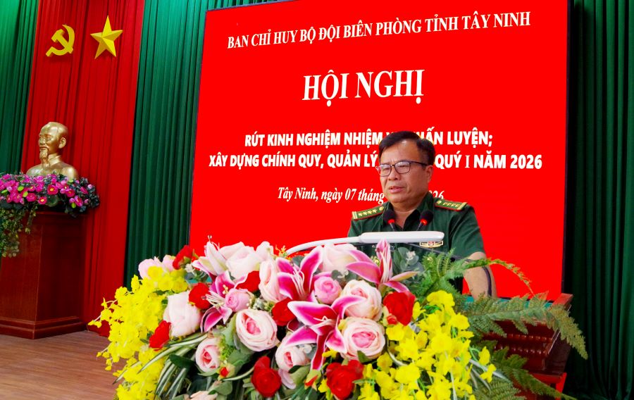 Đại t&aacute; Phạm Văn Cờ, Ph&oacute; Chỉ huy trưởng, Tham mưu trưởng Ban Chỉ huy BĐBP tỉnh T&acirc;y Ninh ph&aacute;t biểu chỉ đạo Hội nghị