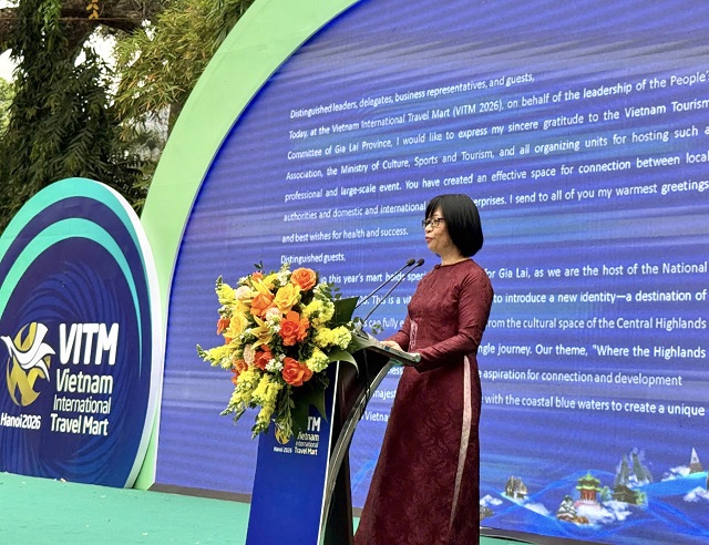 B&agrave; Nguyễn Thị Thanh Lịch ph&aacute;t biểu tại Lễ khai mạc Hội chợ. Ảnh: Th-Hưng