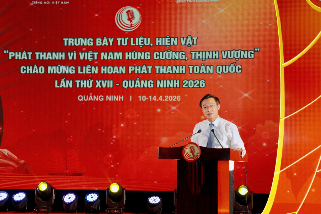 &Ocirc;ng Nguyễn Thế L&atilde;m, Tỉnh ủy vi&ecirc;n, Gi&aacute;m đốc B&aacute;o v&agrave; PTTH tỉnh, Chủ tịch Hội Nh&agrave; b&aacute;o tỉnh Quảng Ninh, ph&aacute;t biểu khai mạc