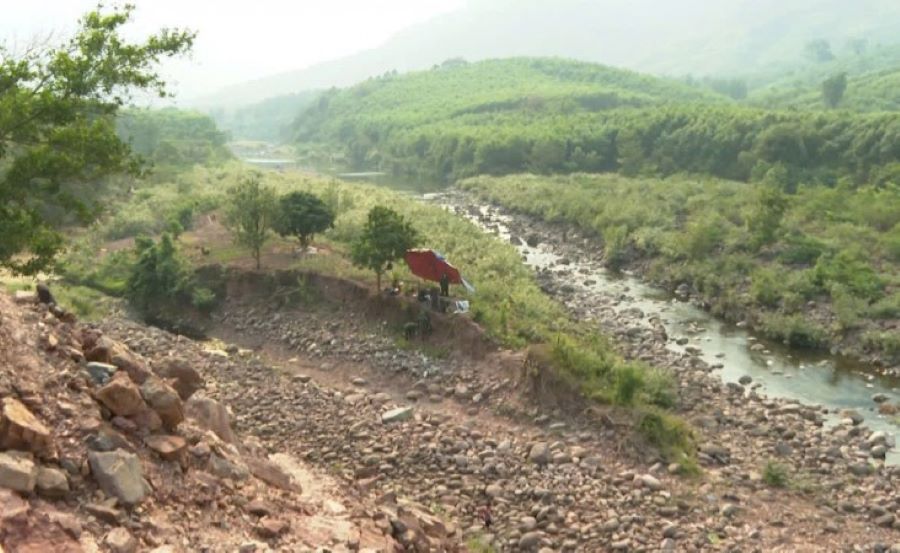 Khu vực bản B&atilde;i Dinh nơi Đội quy tập h&agrave;i cốt liệt sĩ 589, Ph&ograve;ng Ch&iacute;nh trị, Bộ Chỉ huy qu&acirc;n sự tỉnh Quảng Trị vừa t&igrave;m thấy th&ecirc;m 1 h&agrave;i cốt liệt sĩ