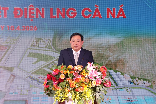 &Ocirc;ng Trinh Minh Ho&agrave;ng- Ph&oacute; Chủ tịch UBND tỉnh Kh&aacute;nh H&ograve;a ph&aacute;t biểu khai mạc