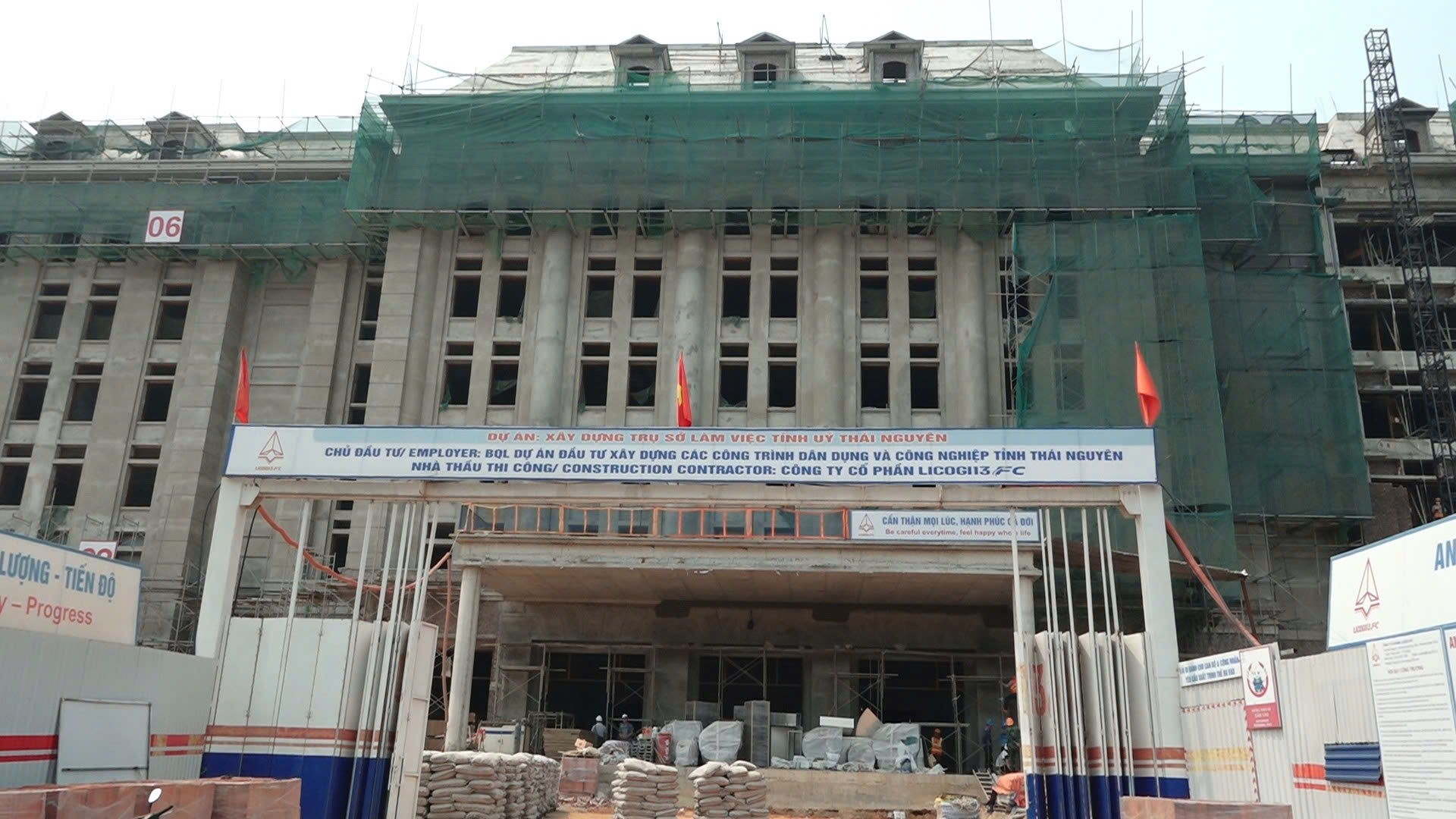 Sở X&acirc;y dựng tăng cường quản l&yacute;, b&igrave;nh ổn gi&aacute; vật liệu x&acirc;y dựng, bảo đảm tiến độ c&aacute;c dự &aacute;n