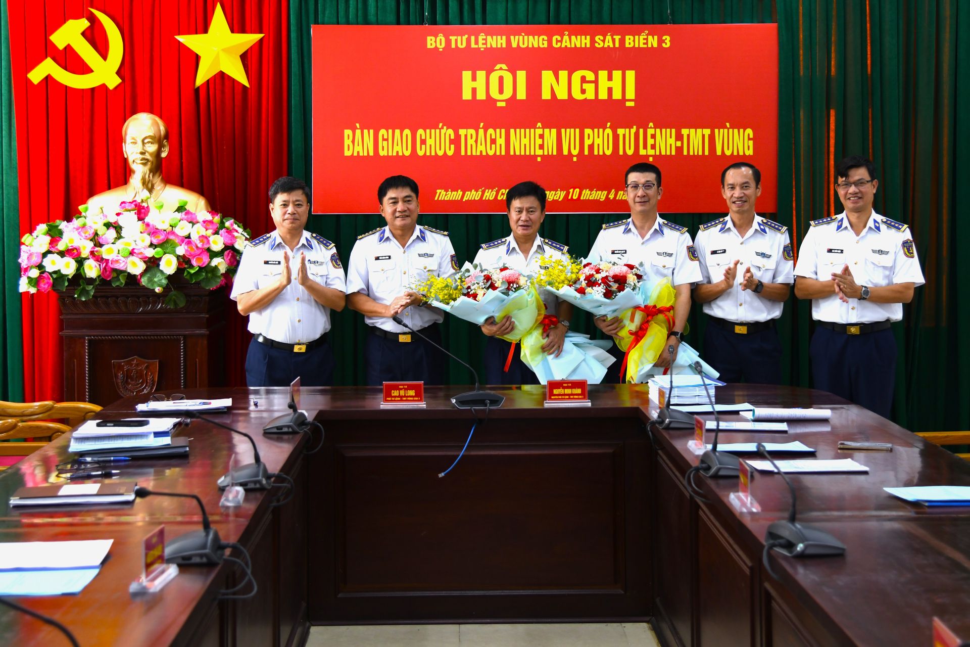 Bàn giao chức trách, nhiệm vụ Phó Tư lệnh kiêm Tham mưu trưởng Vùng Cảnh sát biển 3