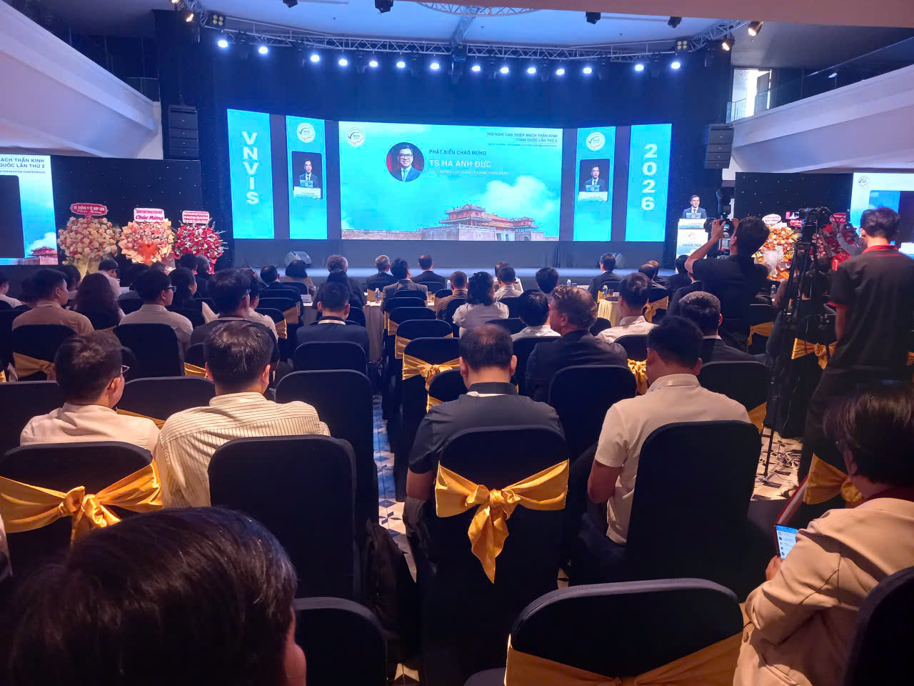 Quang cảnh hội nghị