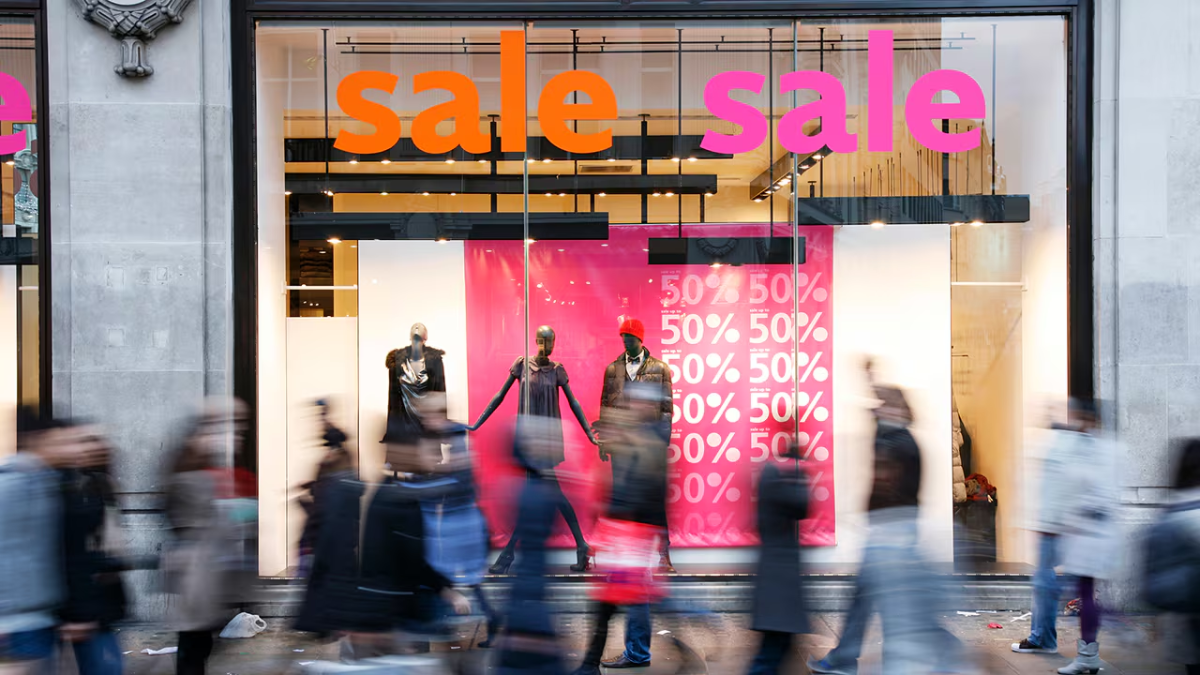 “Săn sale” thời công nghệ: Người tiêu dùng ngày càng tỉnh táo và tính toán hơn