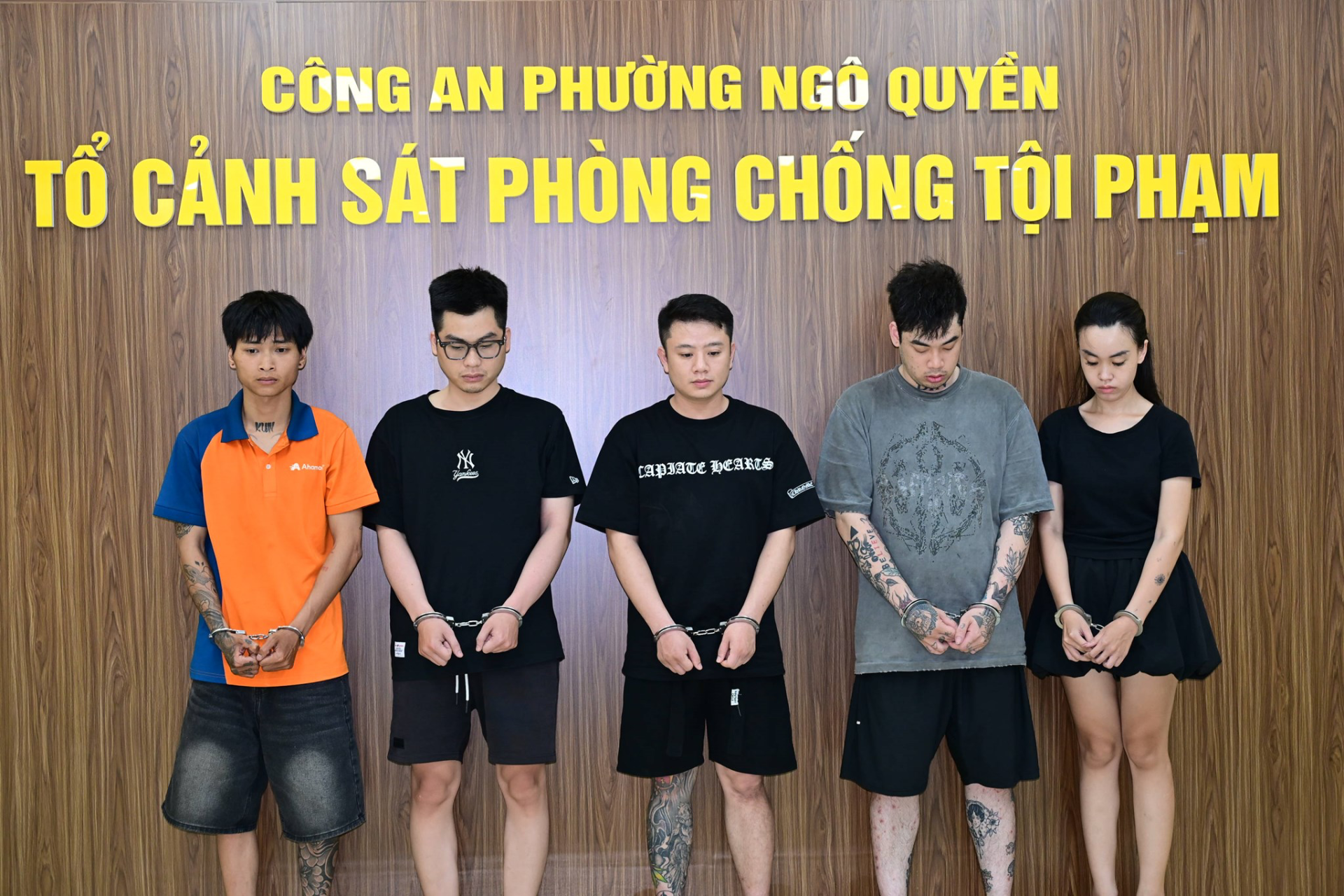 Các đối tượng tại Công an phường Ngô Quyền. Các đối tượng tại Công an phường Ngô Quyền.