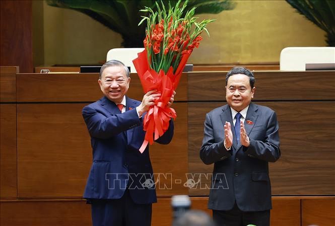 Kiện toàn nhân sự - đòn bẩy nâng tầm quản trị và phát triển đất nước