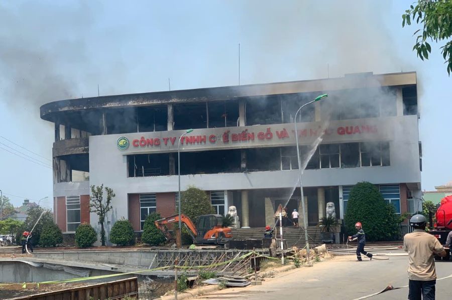 Vụ hỏa hoạn tạm thời được khống chế